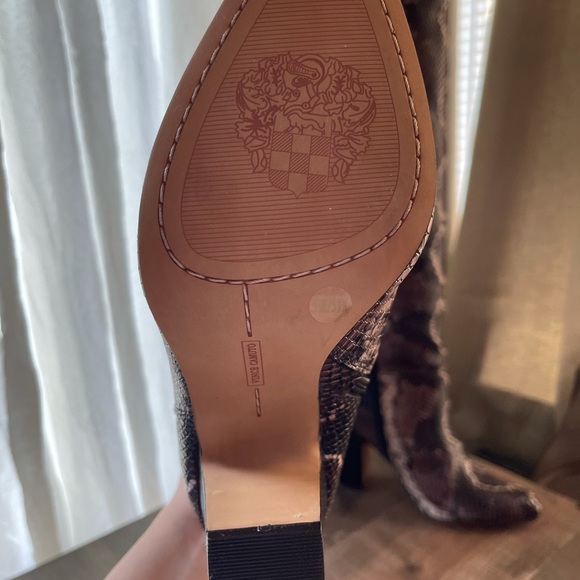 BRAND NEW Vince Camuto Boots! - Picture 3 of 3